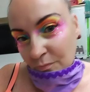 Meet your Posher, Mae